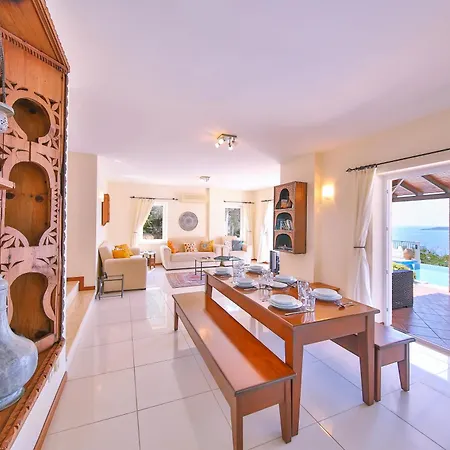 Zeytin Agaci, Peninsula Villa Kas