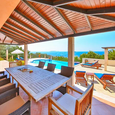 Zeytin Agaci, Peninsula Kas